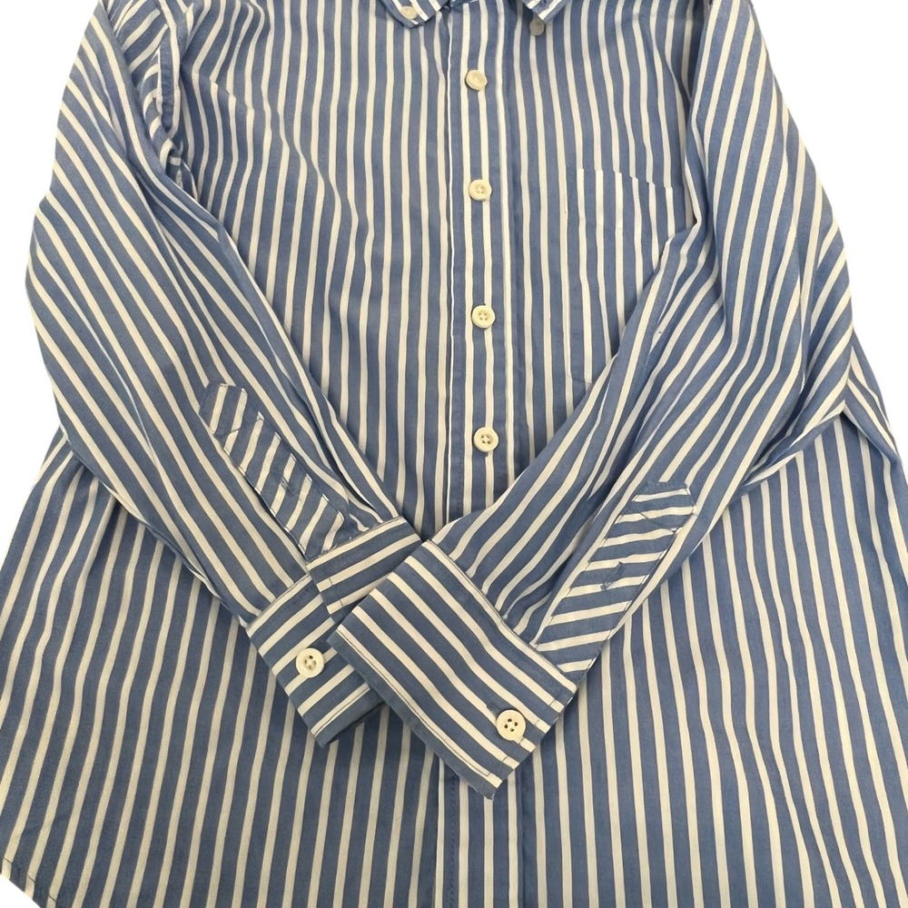 IZOD Boys Long Sleeve Button Down Shirt Size 8 Blue White Stripe Pocket Logo - Picture 8 of 8